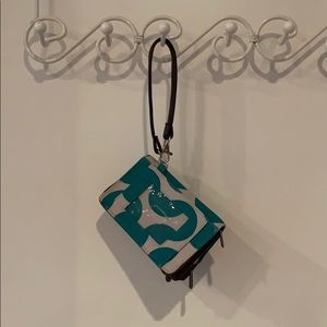 Thirty One Everyday Wristlet